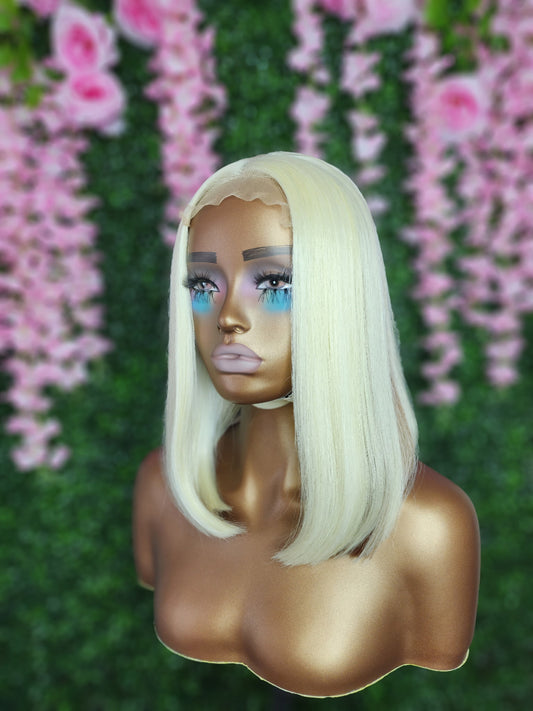 Cocaine ( Budget friendly)– 12–14” Glueless Closure Synthetic Wig with Copper Accent Streaks. Bold. Blonde. Unapologetically Luxurious.